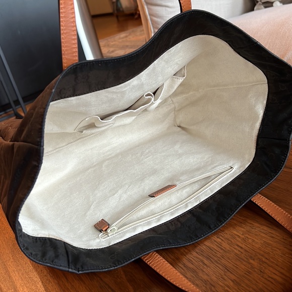 Gucci Canvas Tote - Picture 4 of 9